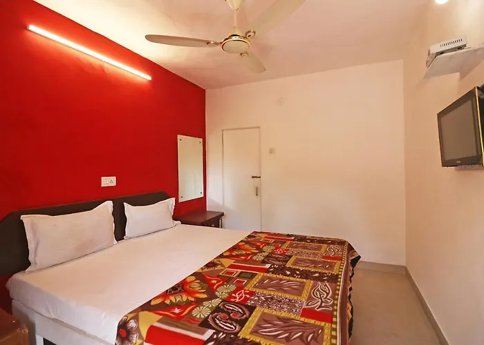 Spot On 48690 Hotel Host