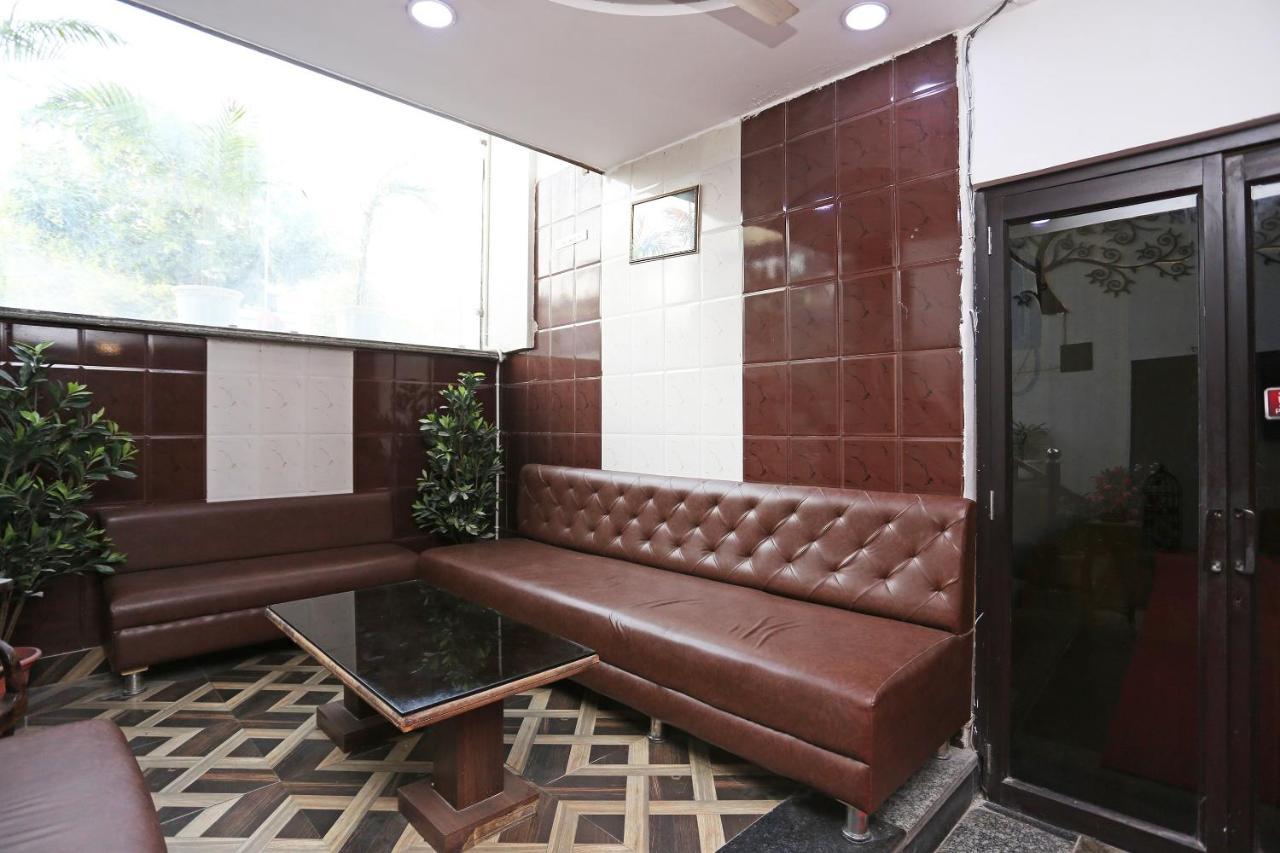 Oyo 13125 Gwal Palace Hotel 3*