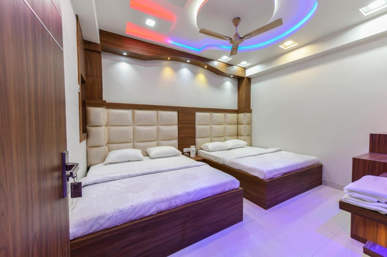 Hn Palace *