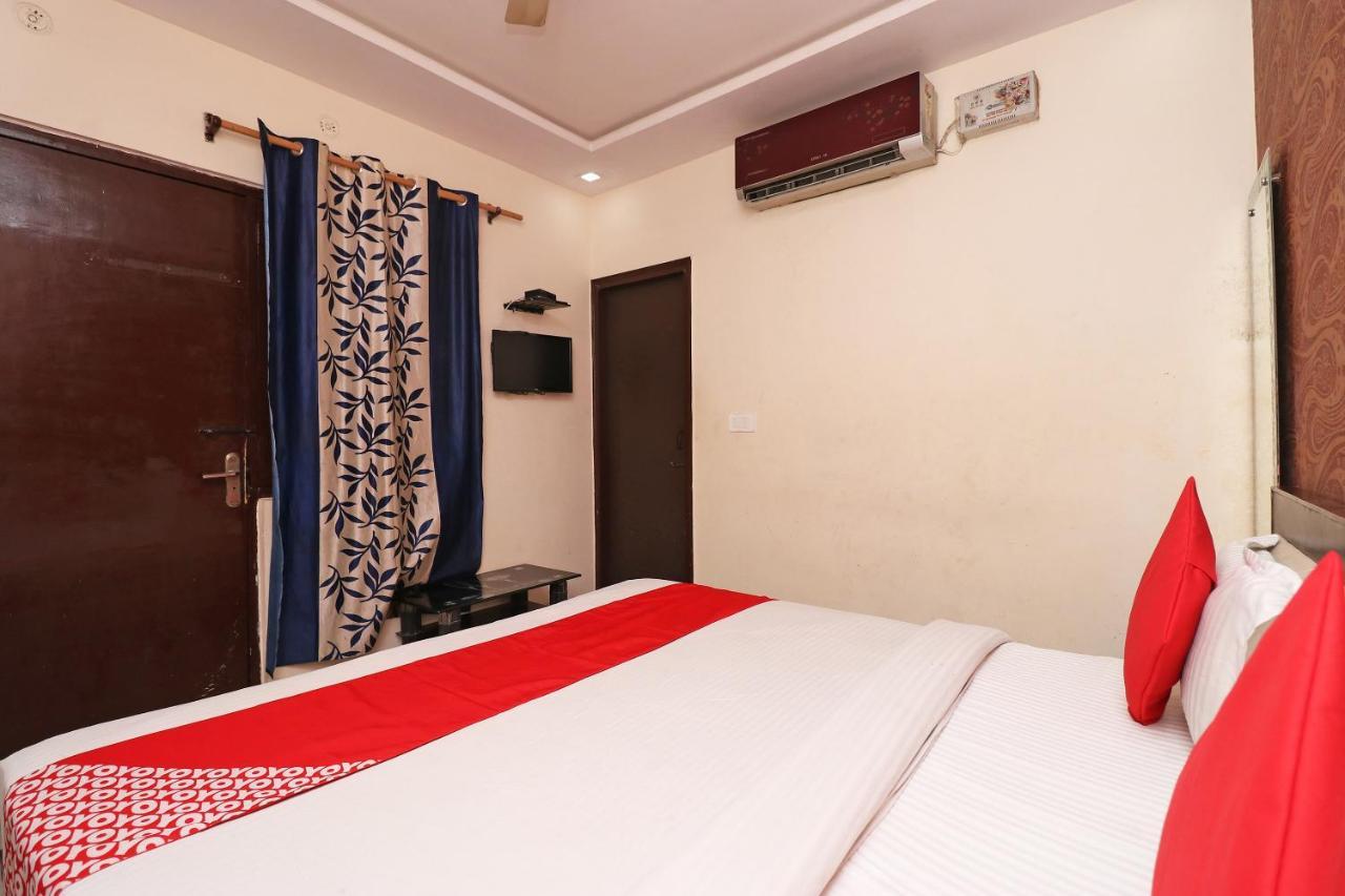 Hotel Hotel Raj Paradise