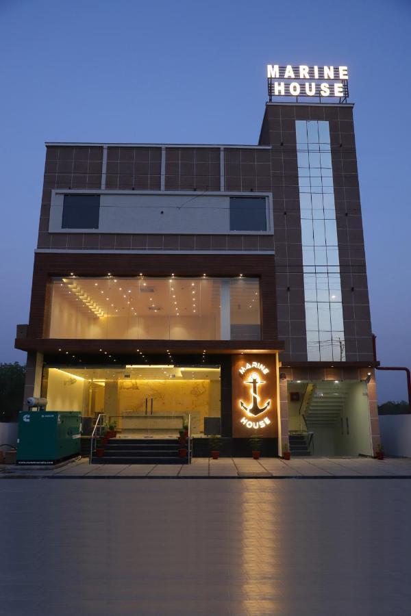 Marine House Hotel