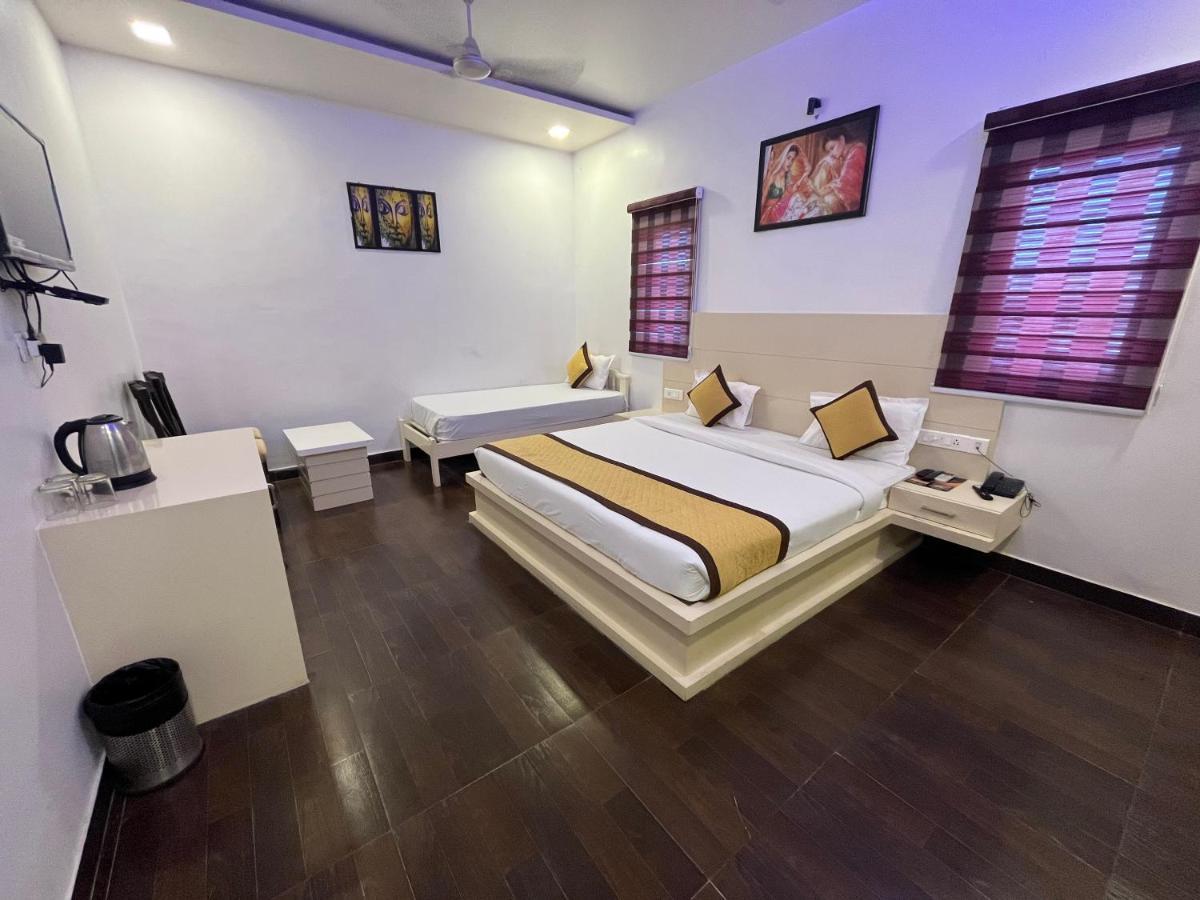 Hotel Sahib's Red Carpet - The Family & Corporate 4*