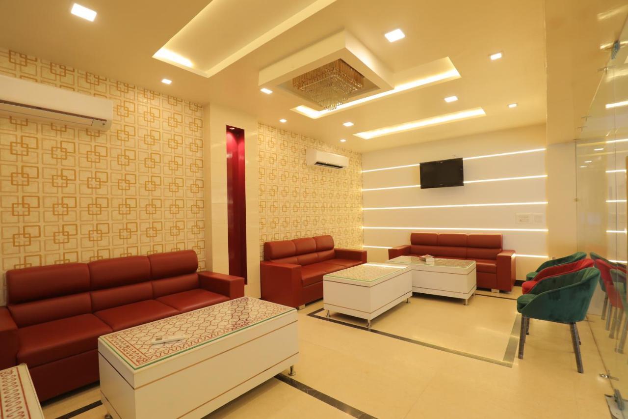 Hotel Sahib's Red Carpet - The Family & Corporate Agra (Uttar Pradesh)