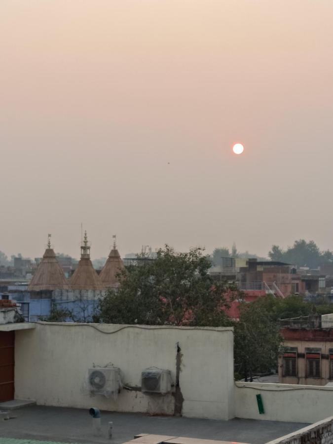 Guest house India Walking Distance From Taj Mahal-- Rooftop Taj Mahal View Agra (Uttar Pradesh)