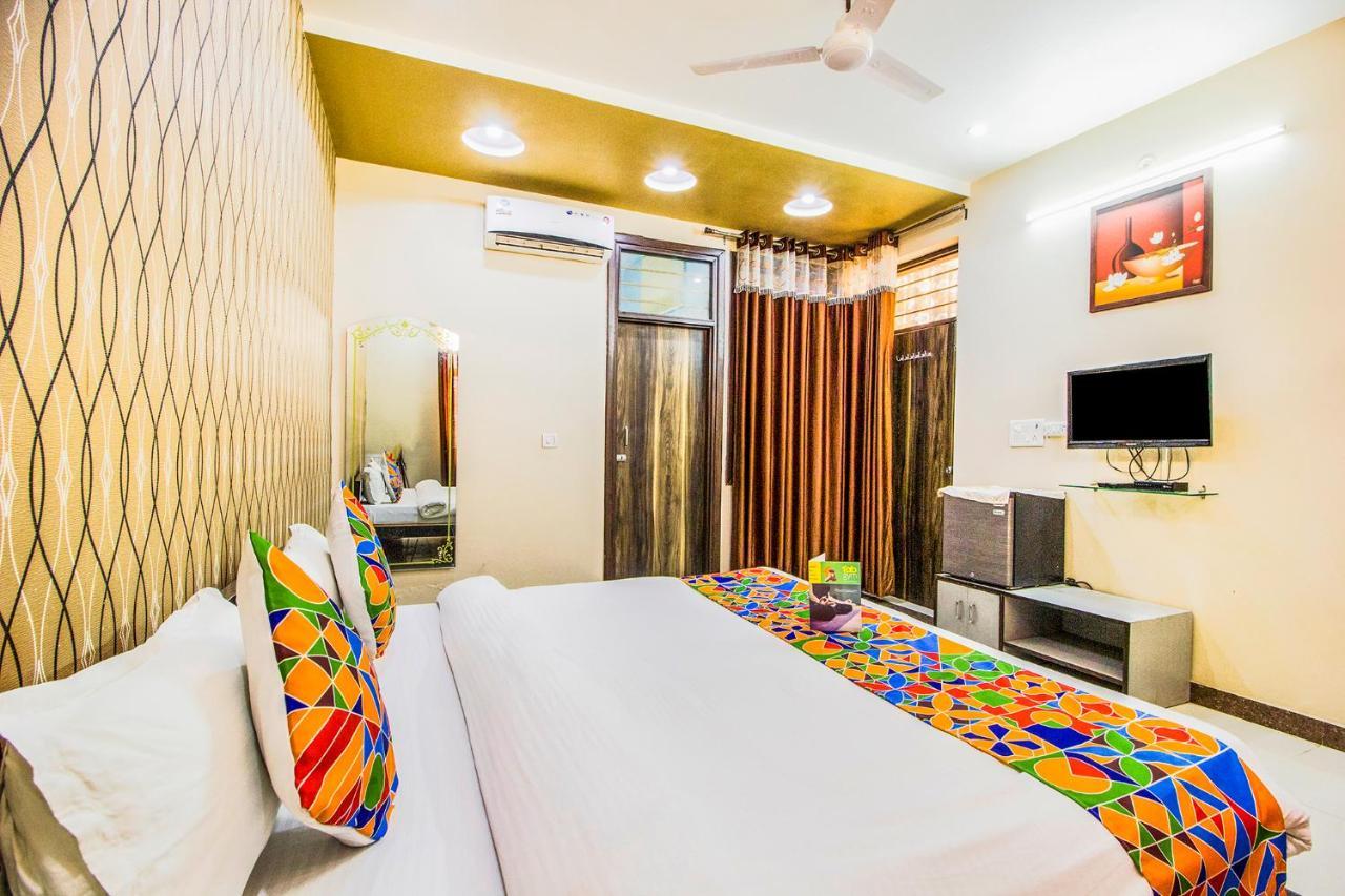 Fabhotel Maniram Palace 3*