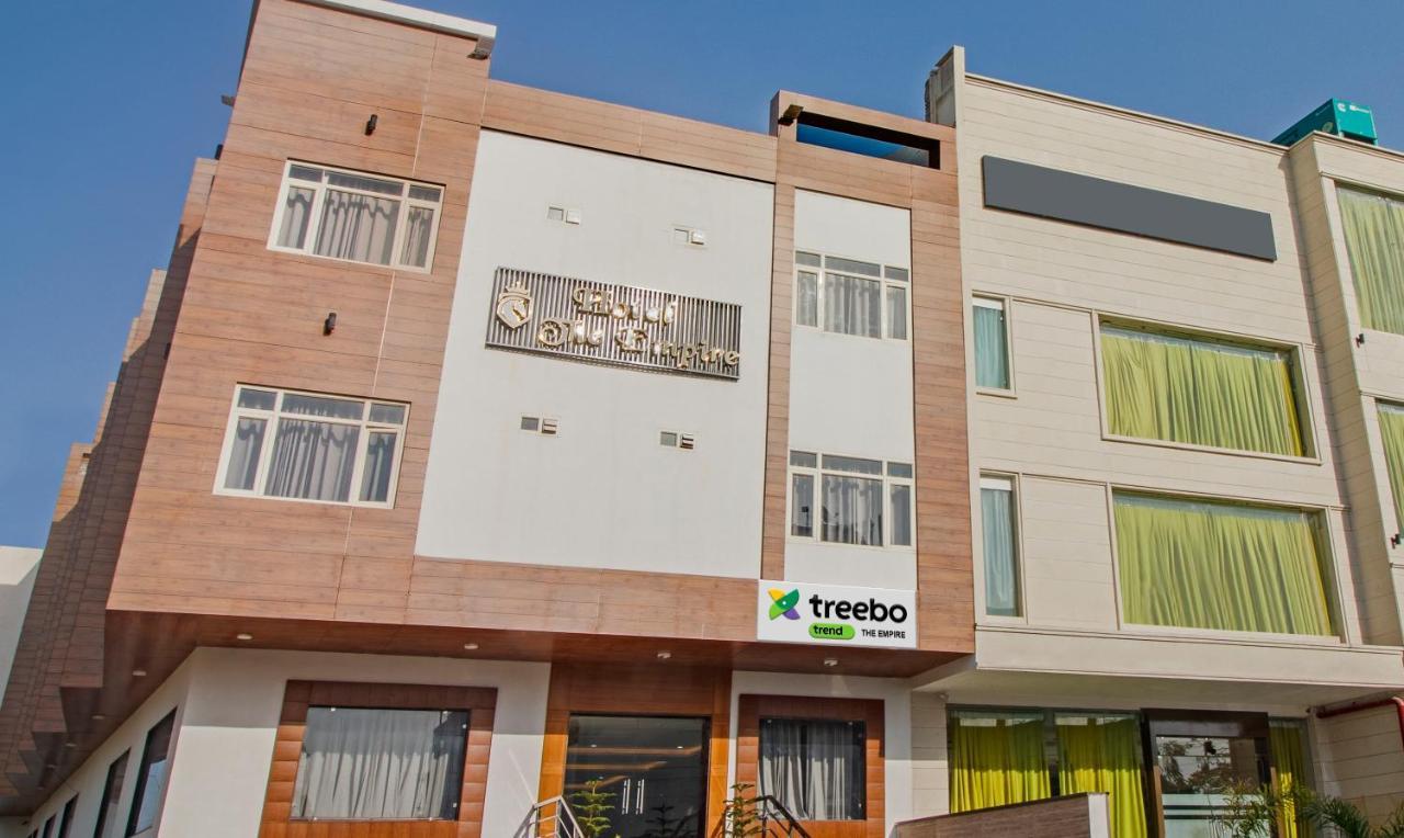 Treebo The Empire Near Taj Mahal Agra 3*