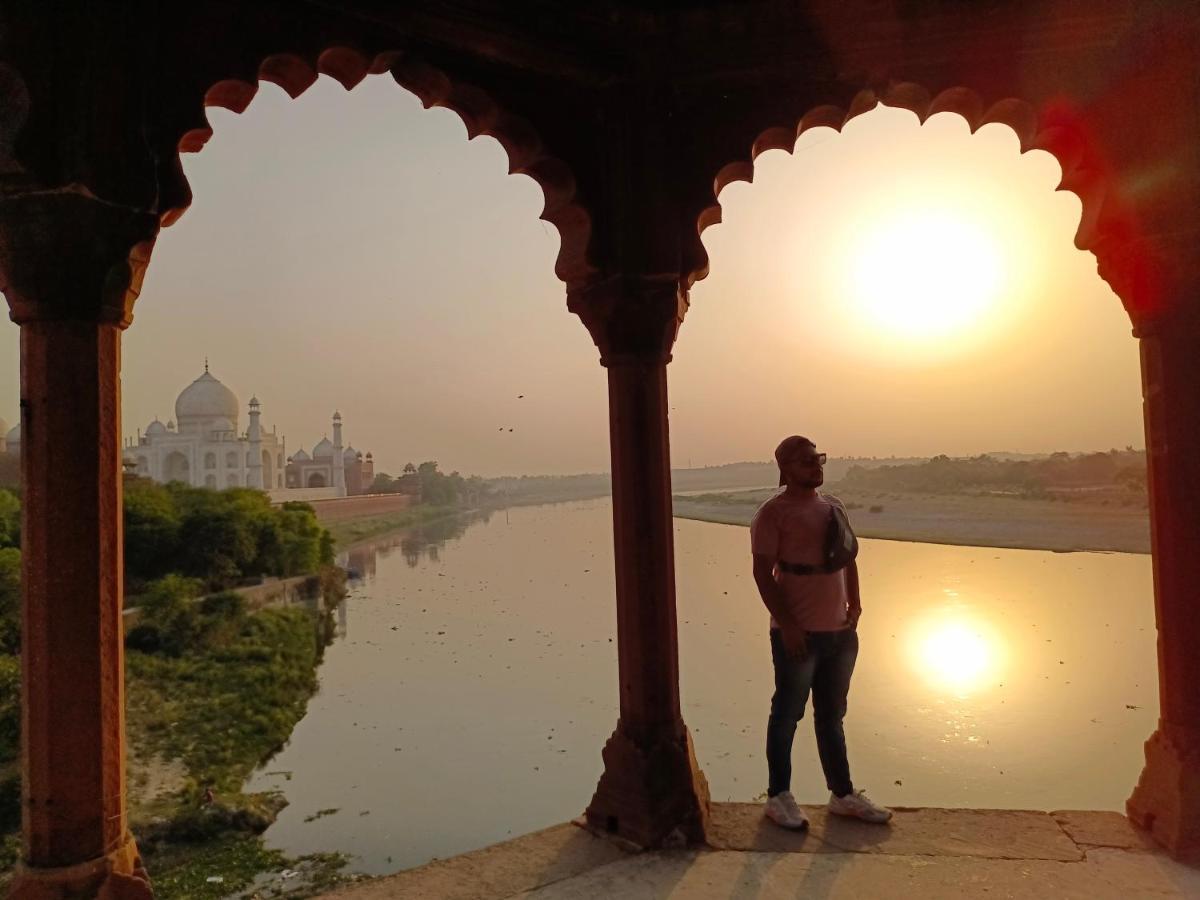 India Walking Distance From Taj Mahal-- Rooftop Taj Mahal View Agra (Uttar Pradesh)
