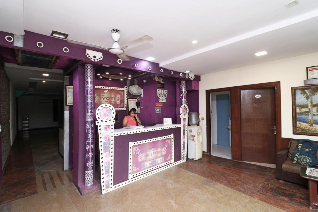 Oyo 16147 Jyoti Continental 3*