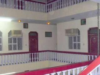 Hotel Raj 2*