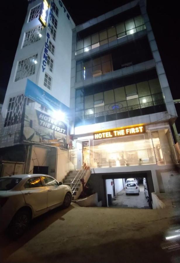 The First By Goyal Hoteliers Agra (Uttar Pradesh)