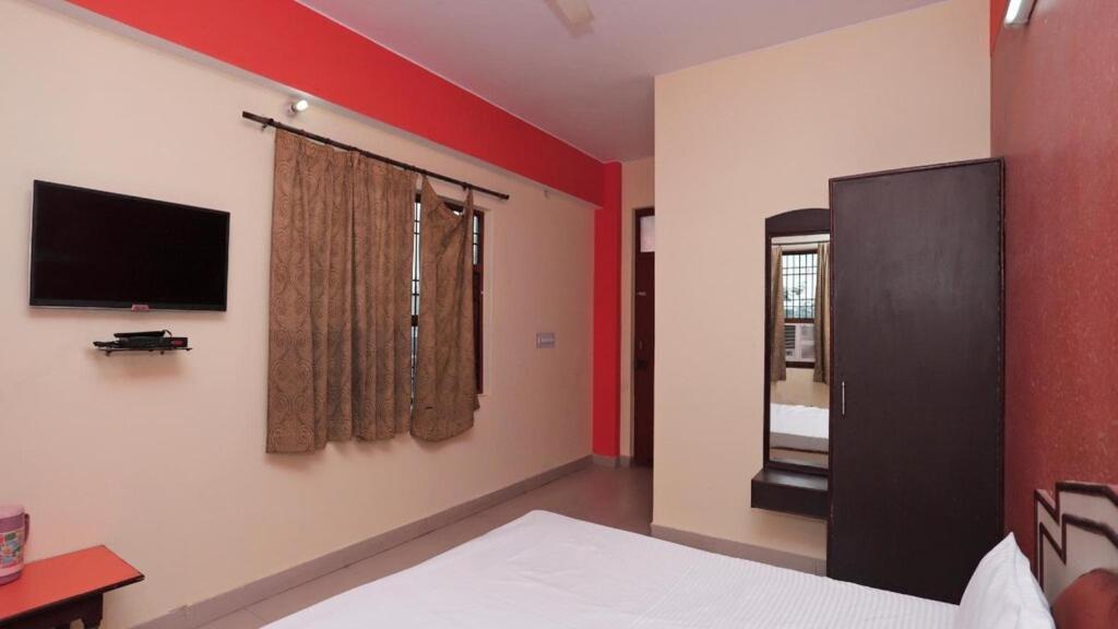 Mohan By Wb Hotel *