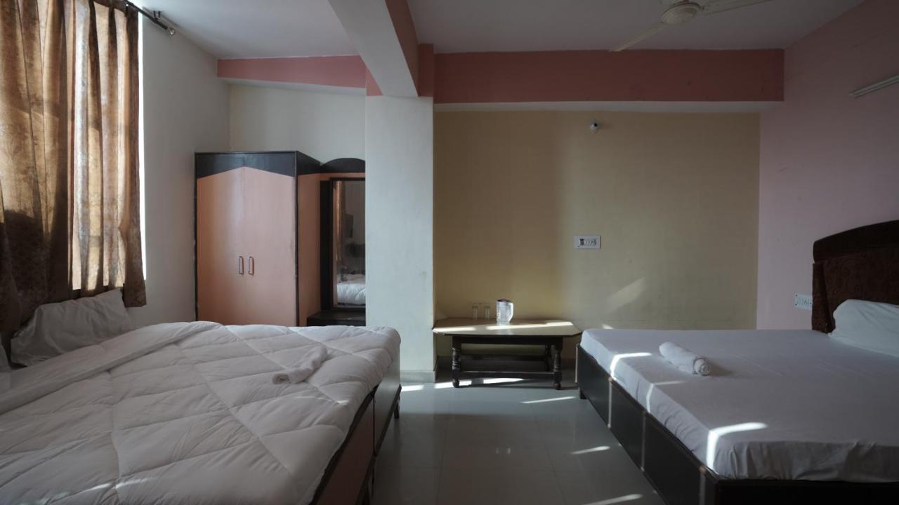Hotel Mohan By Wb Agra (Uttar Pradesh)
