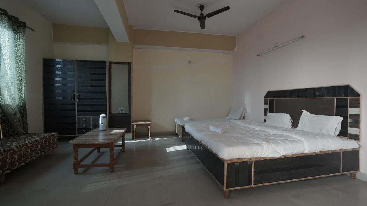 Mohan By Wb Hotel Agra (Uttar Pradesh)