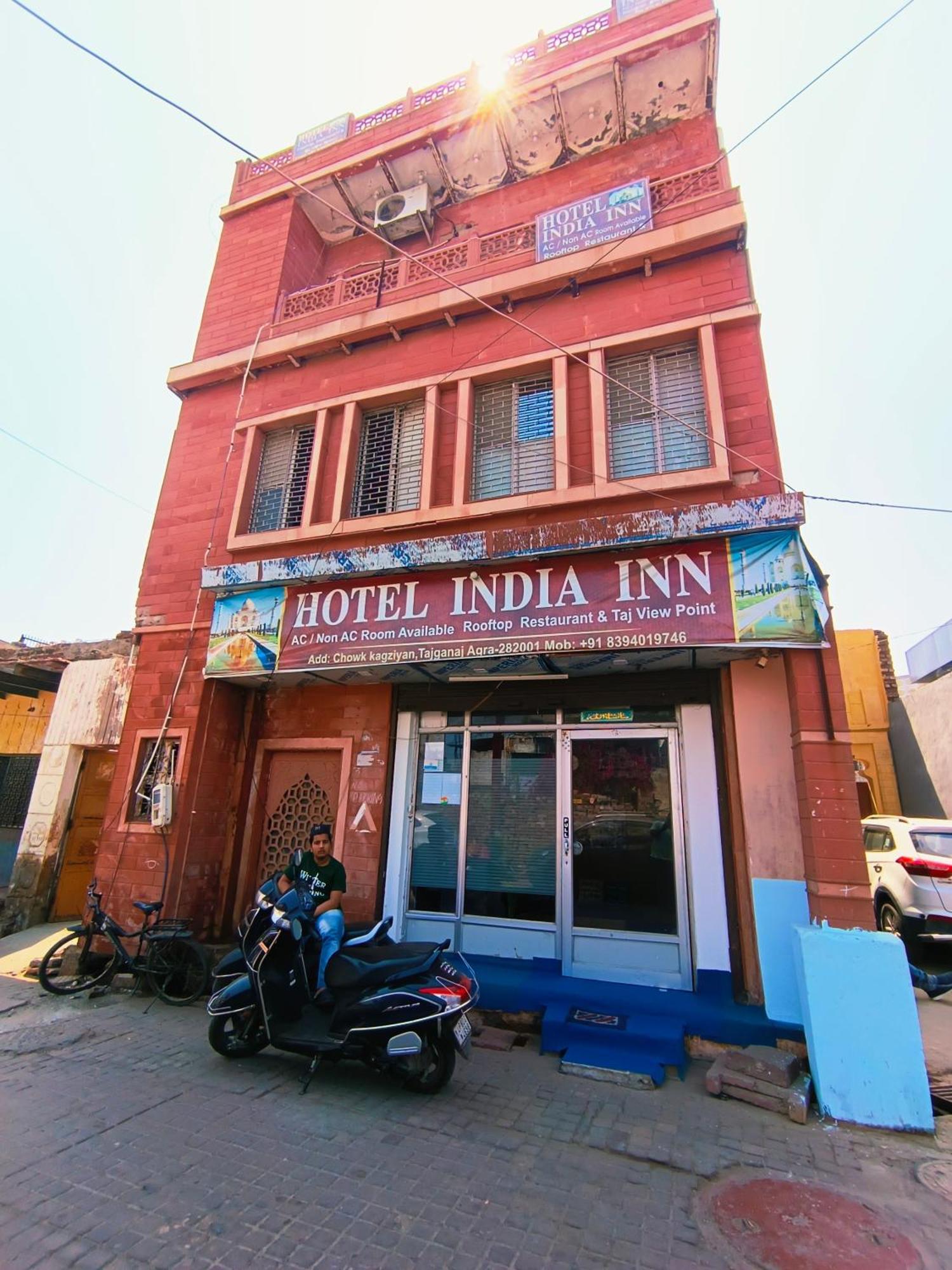 India Walking Distance From Taj Mahal-- Rooftop Taj Mahal View Guest house *