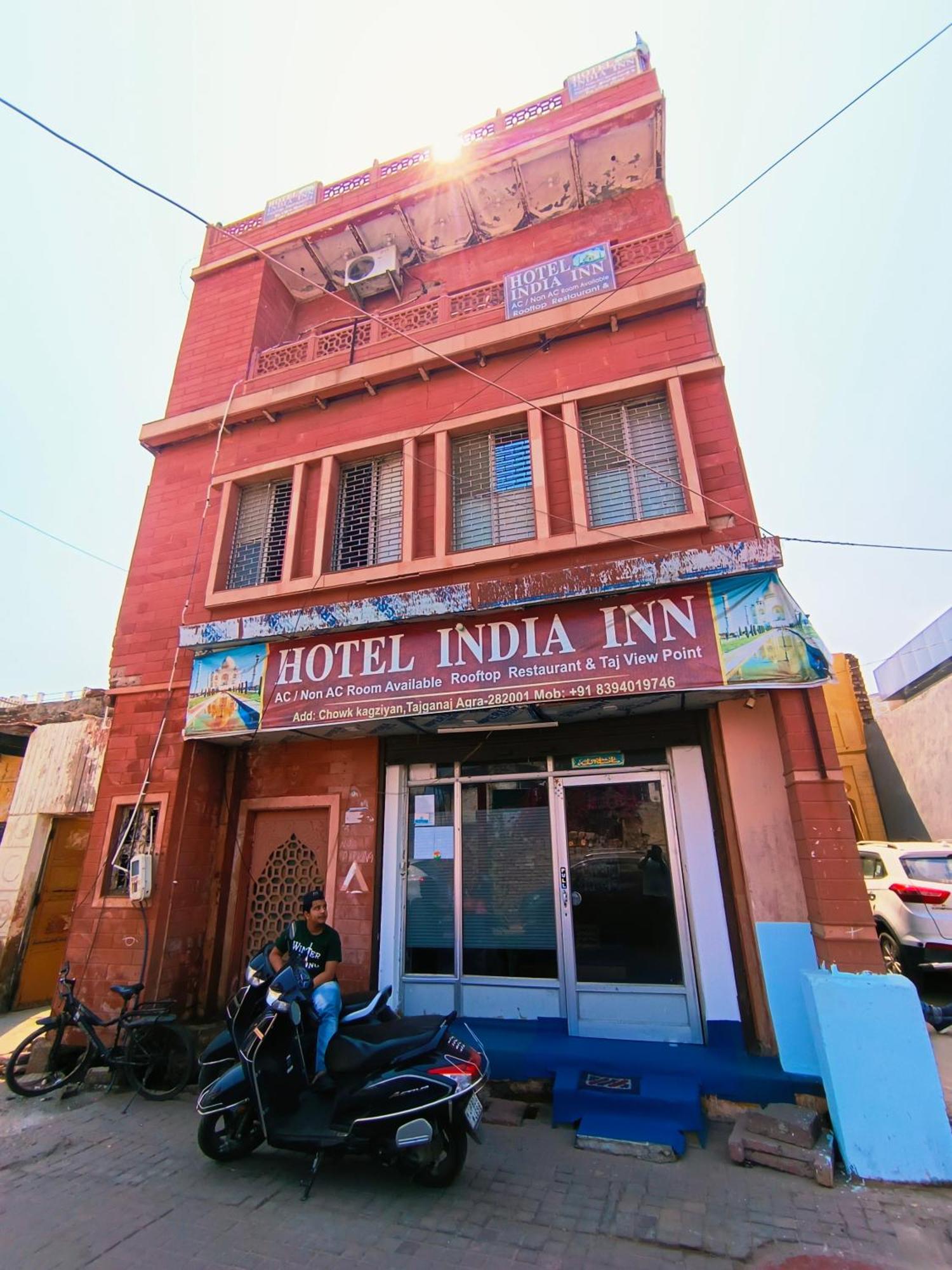 India Walking Distance From Taj Mahal-- Rooftop Taj Mahal View Guest house