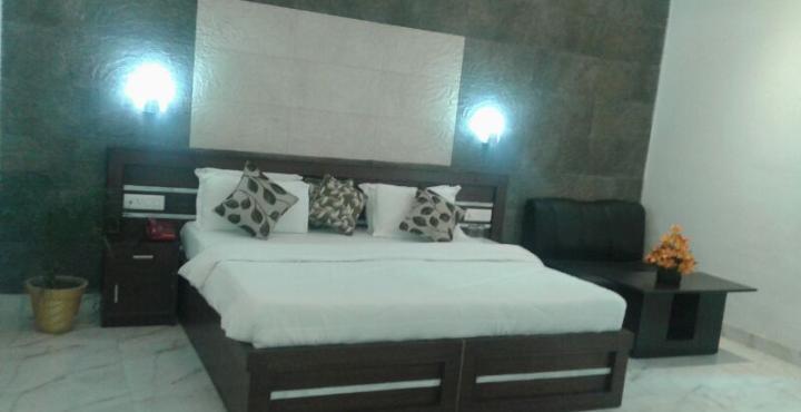 Optimum Tara Palace @ Taj Hotel 3*
