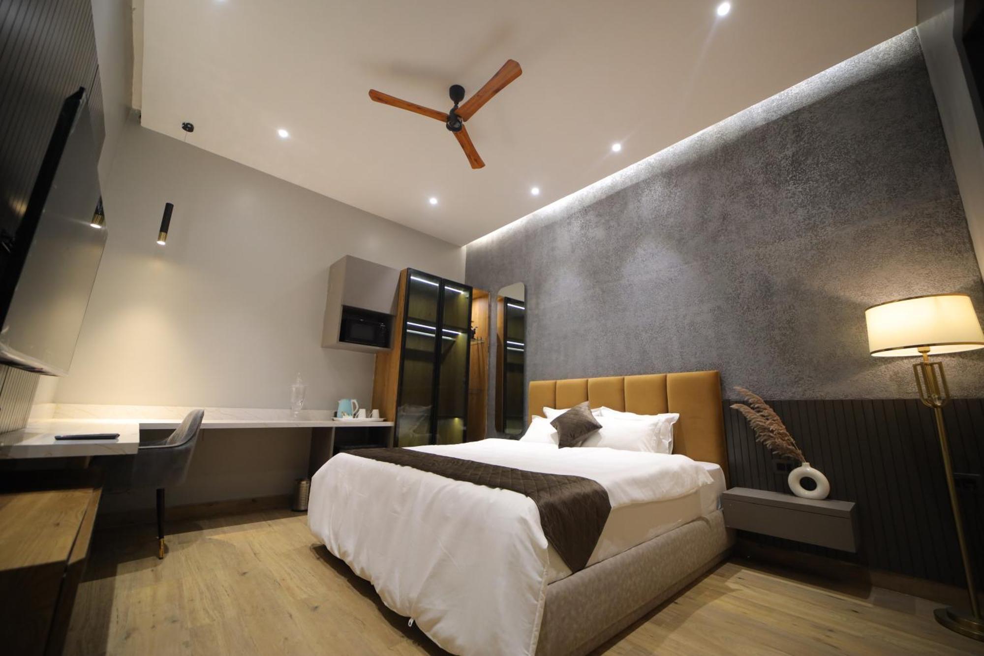 The Cozy Chaos Holiday home