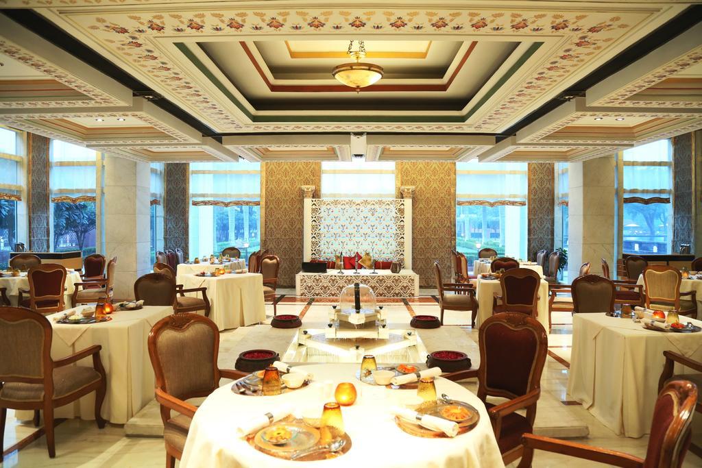 Jaypee Palace Hotel