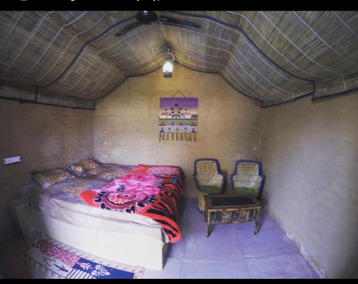 Luxury tent Backpackers Village Agra (Uttar Pradesh)