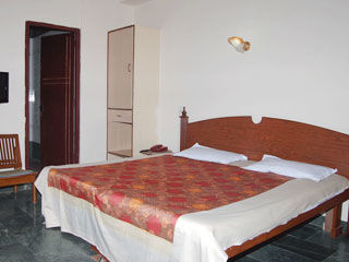 Oyo 16147 Jyoti Continental 3*