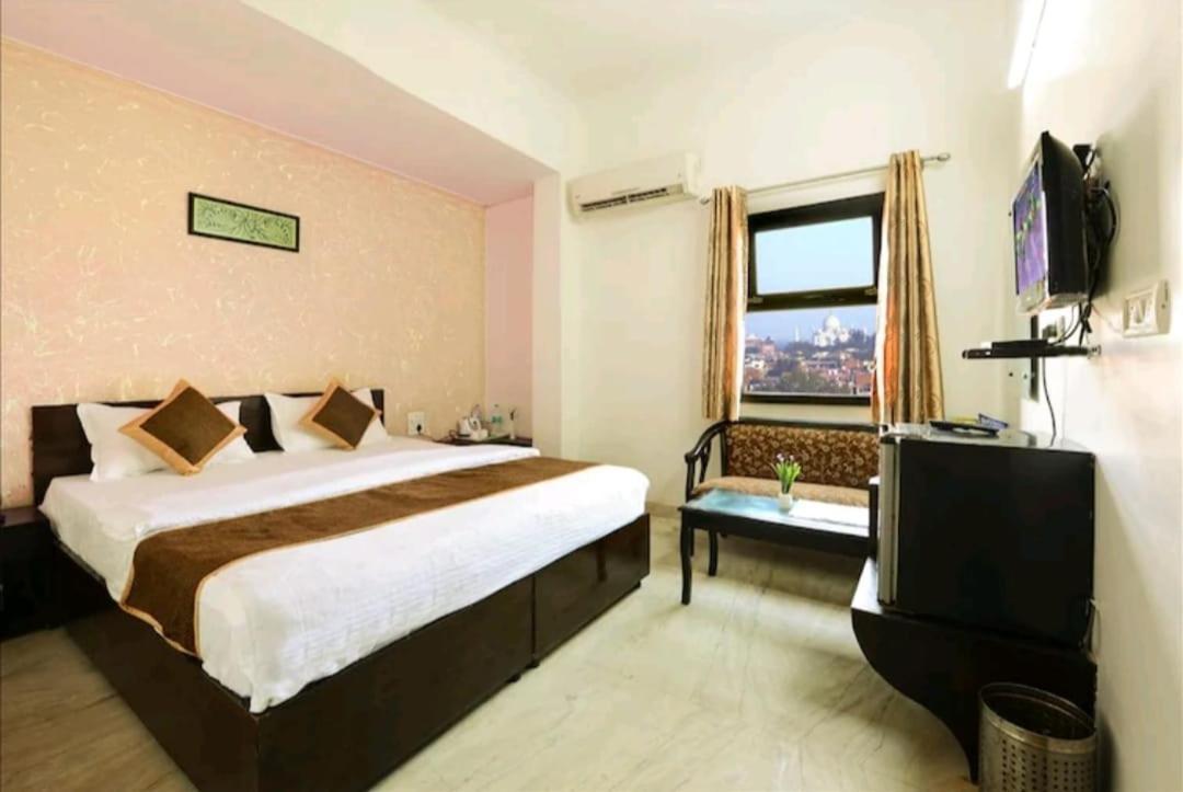 Hotel The First By Goyal Hoteliers 2*