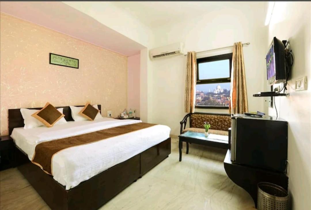 Hotel The First By Goyal Hoteliers 2*