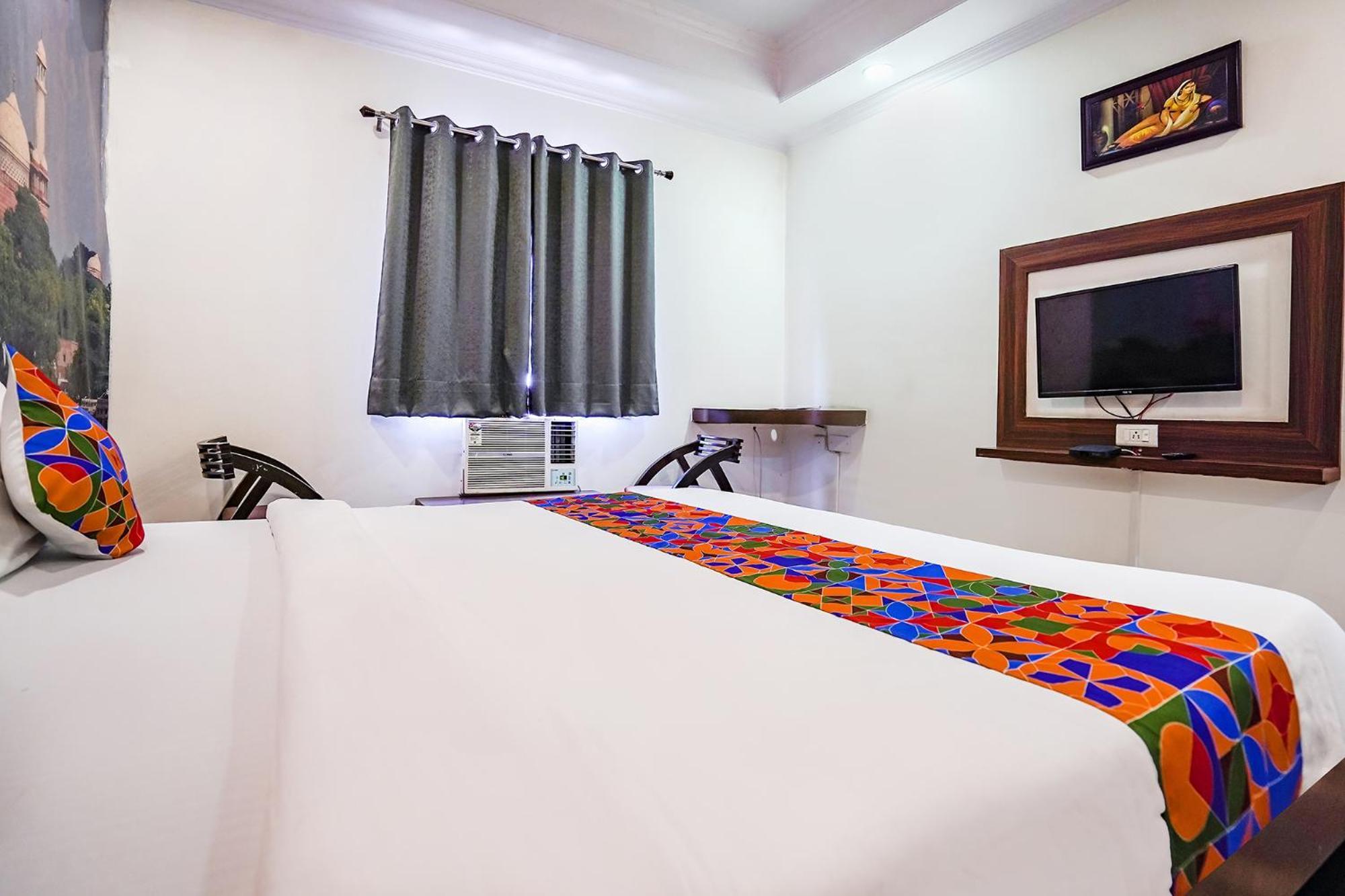 Hotel Fabhotel Taj Heritage Agra (Uttar Pradesh)