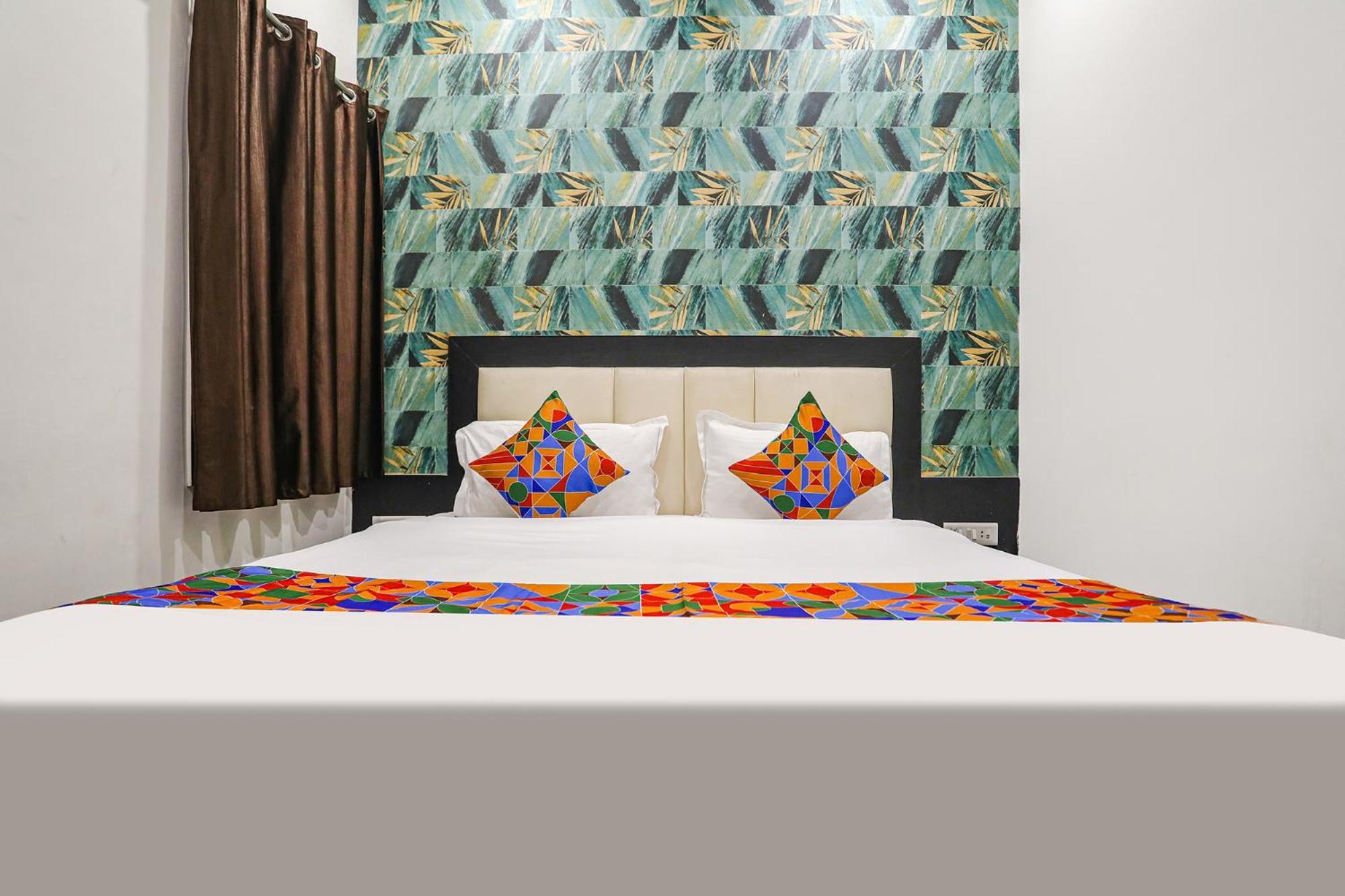 Fabhotel Aaradhya Residency Hotel 3*