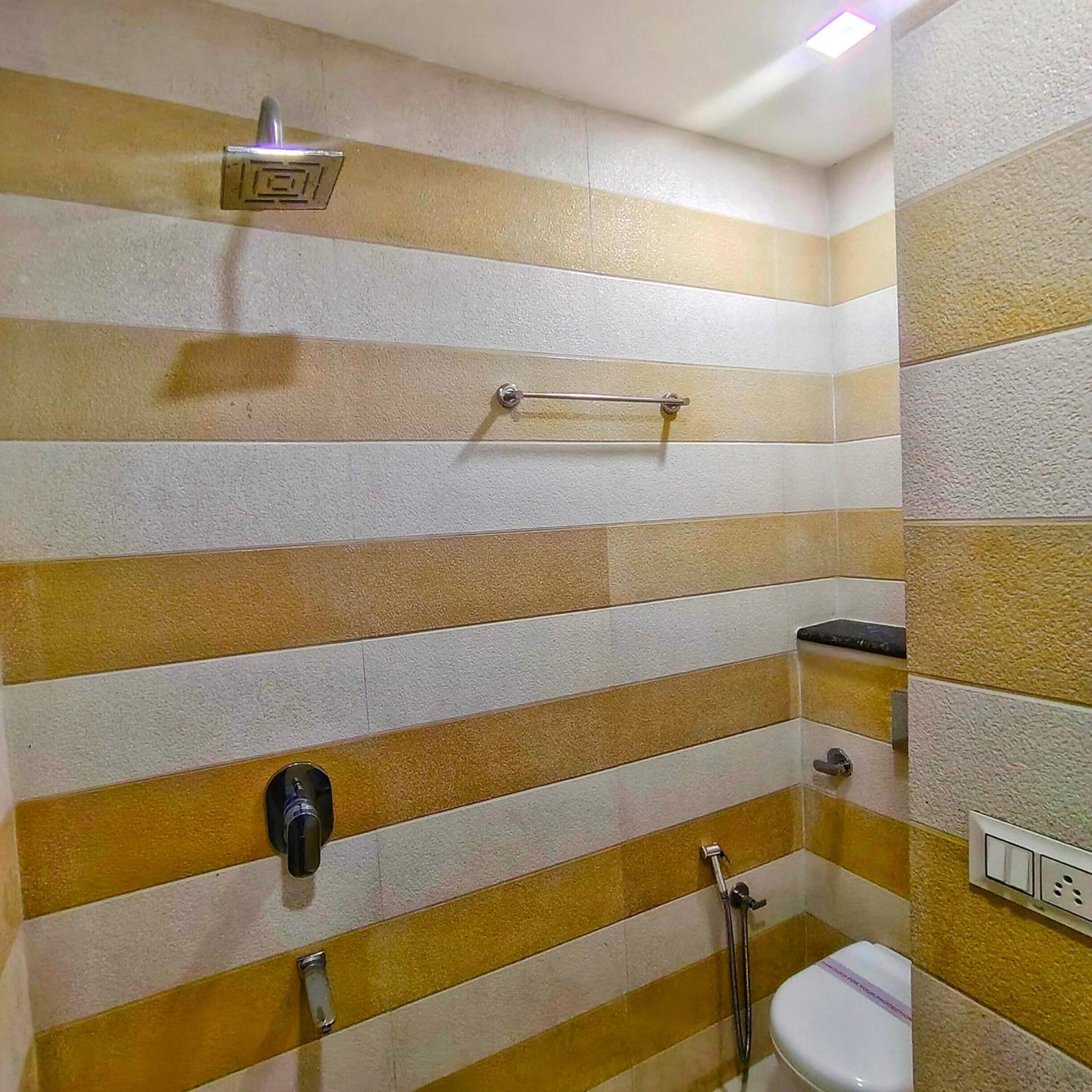 Rich Grand Hotel Hotel 4*