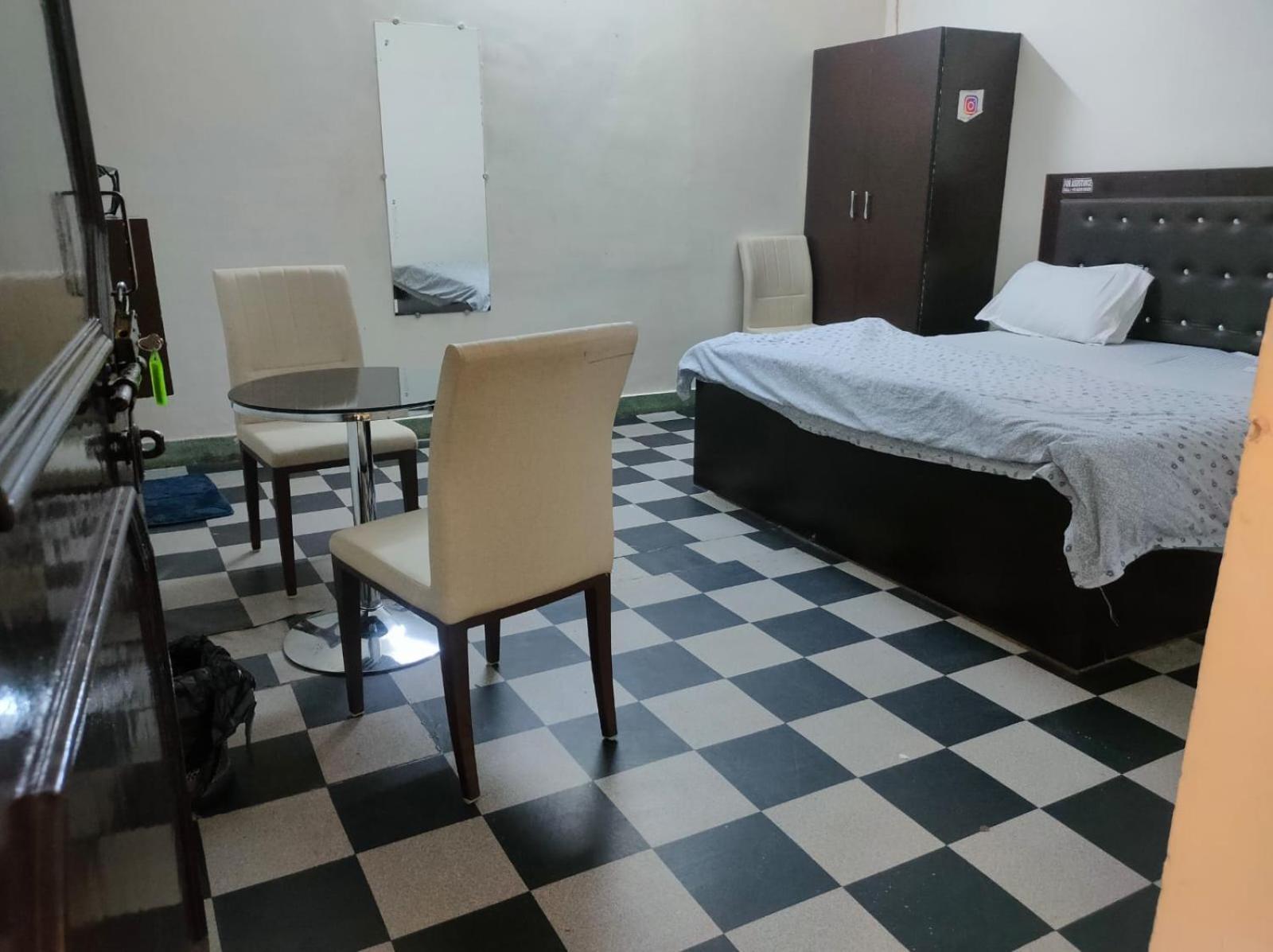 Hotel Khubsaras Palace By Chhabra's 2*