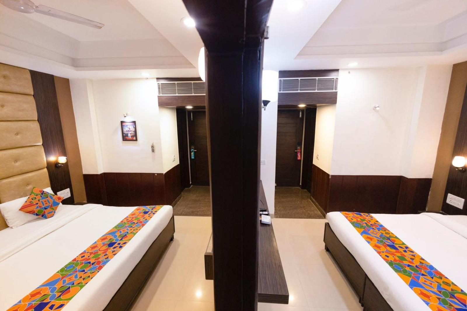 Sahibs Lighthouse - Family & Corporate Hotel 3*