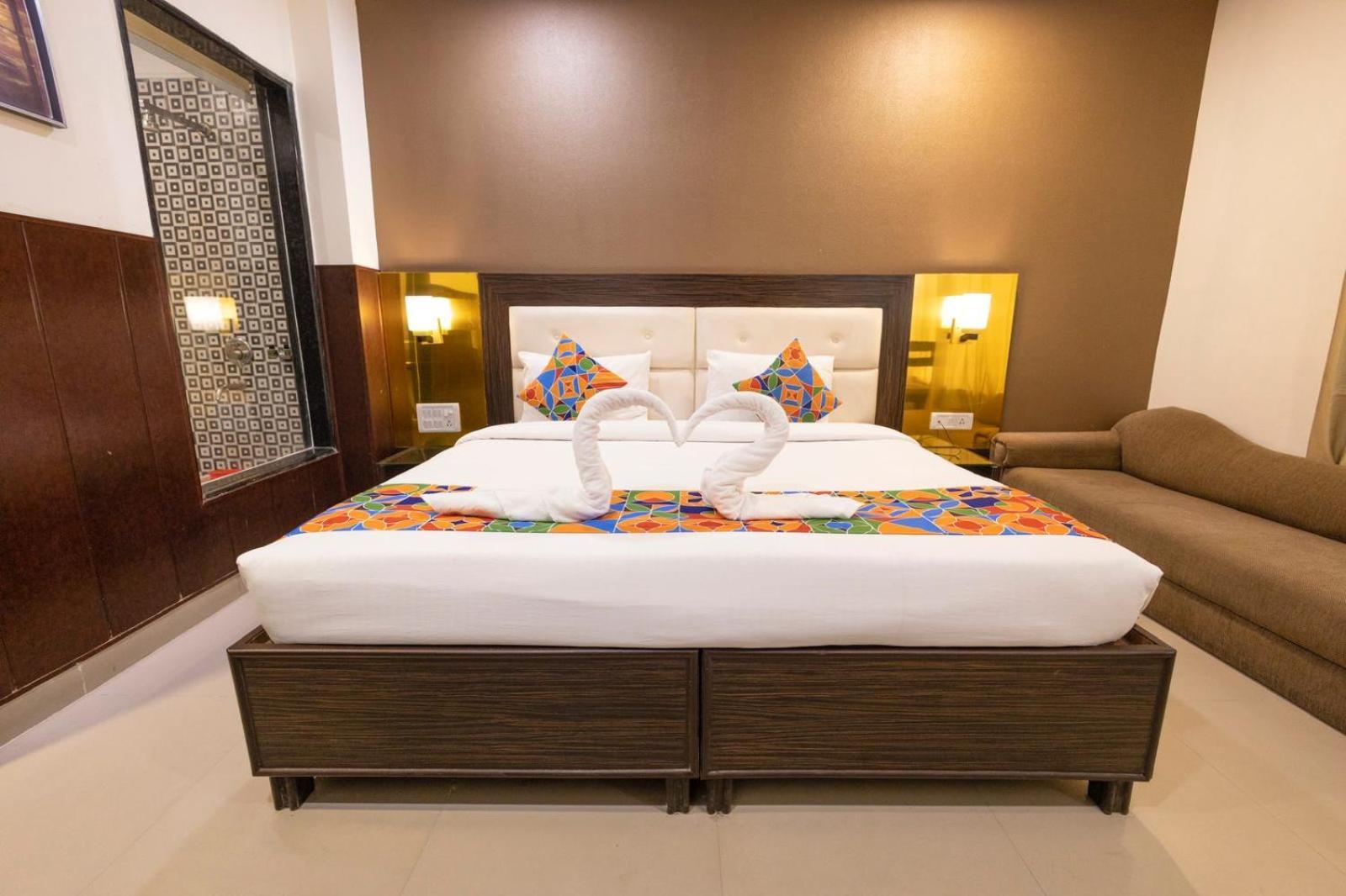 Sahibs Lighthouse - Family & Corporate Hotel 3*