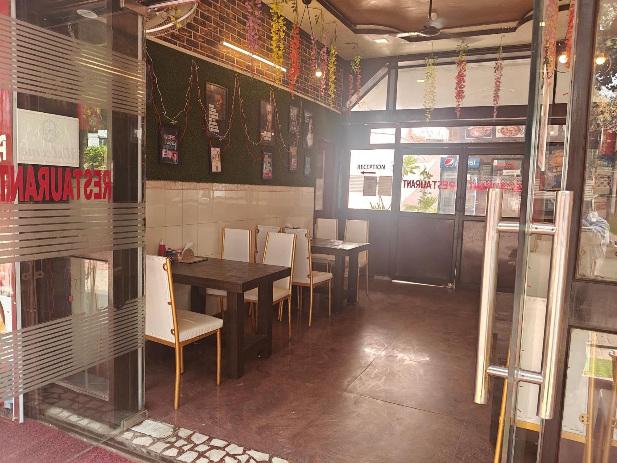 Hotel Sidhartha Walking Distance From Tajmahal Agra (Uttar Pradesh)