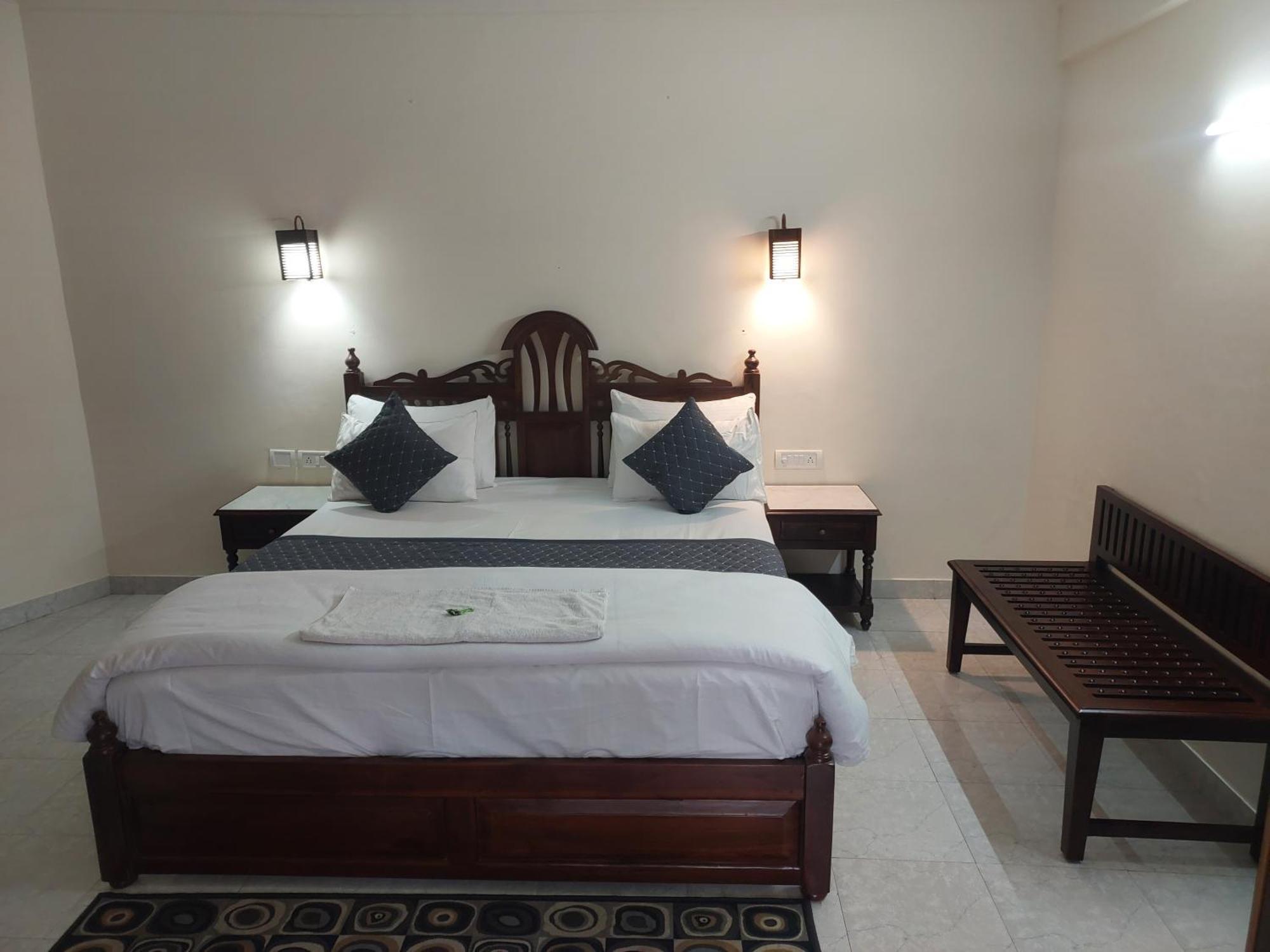 Tourist Hotel 2*