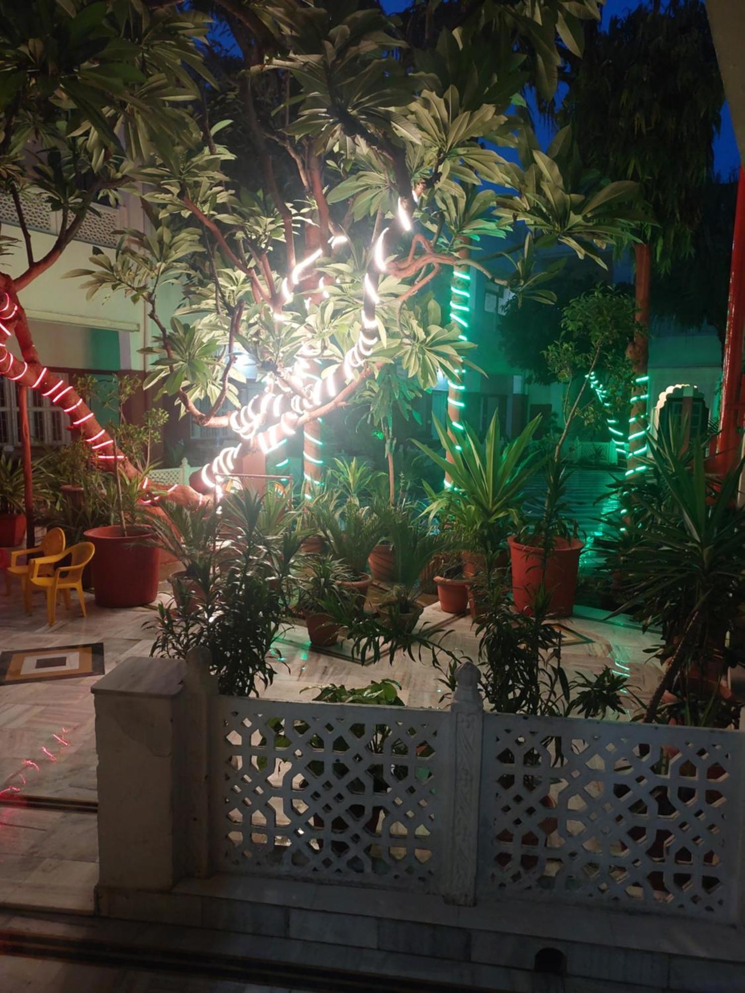Tourist Hotel Agra (Uttar Pradesh)