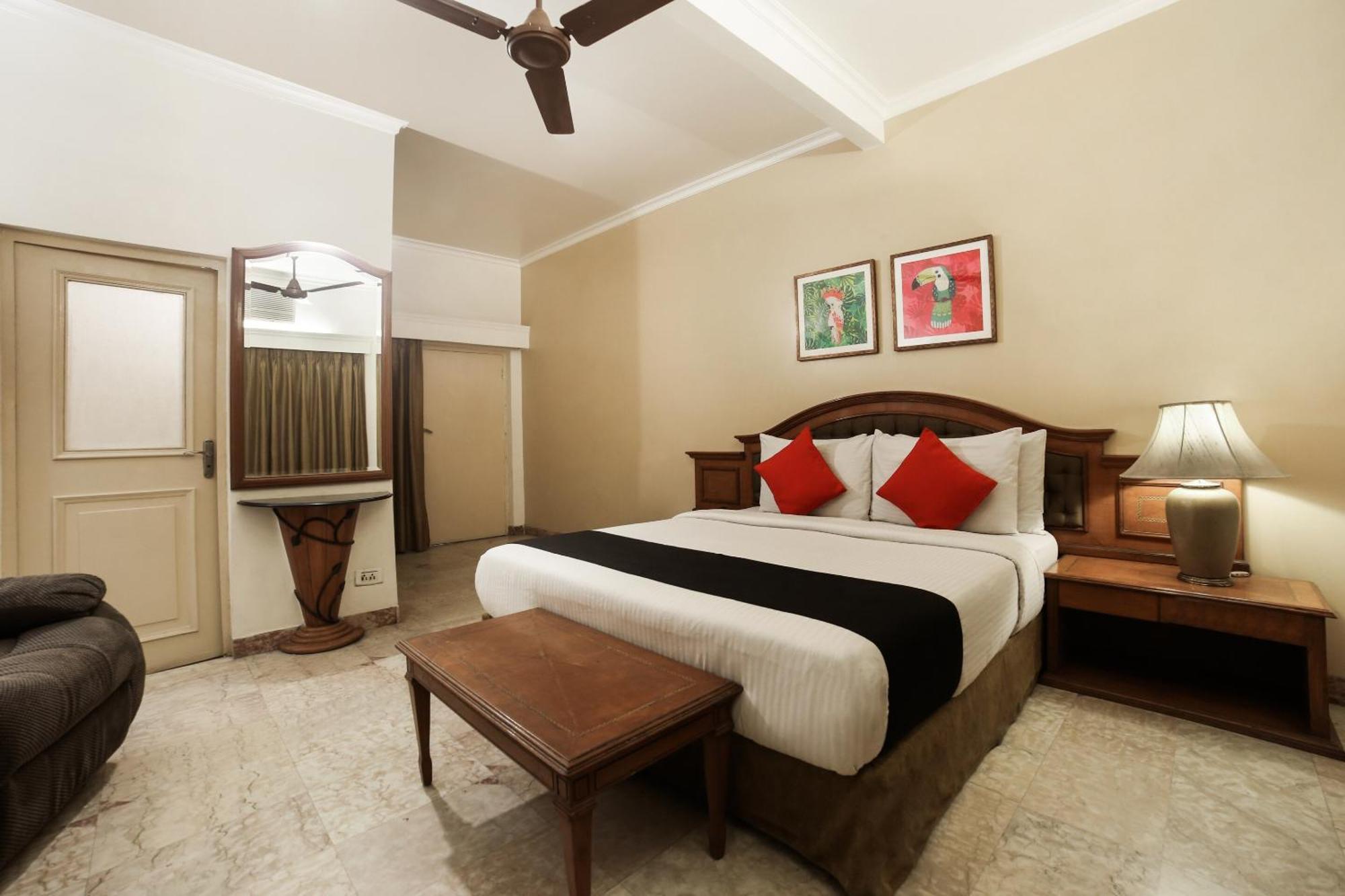 Townhouse Dayal - A Boutique Hotel