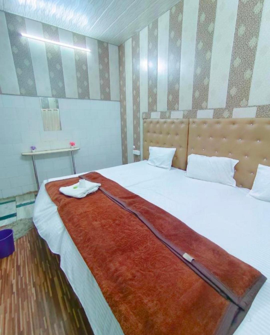 India Walking Distance From Taj Mahal-- Rooftop Taj Mahal View Guest house Agra (Uttar Pradesh)
