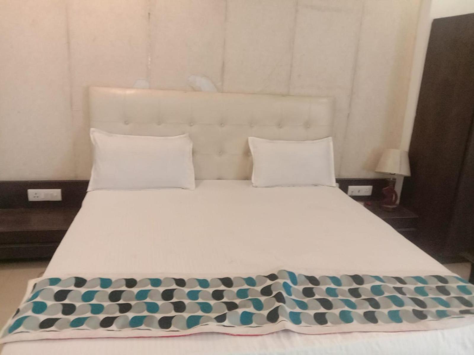 Riya Palace Agra Hotel 2*