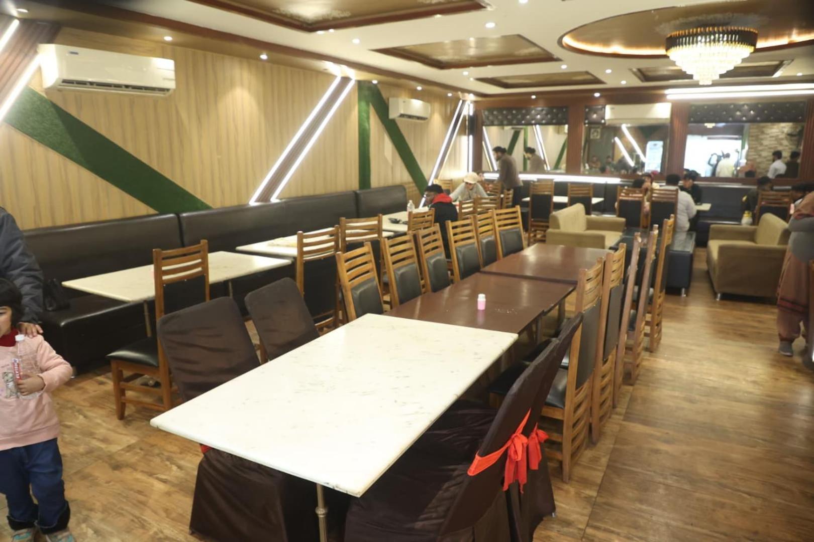 Taj Sarovar Hotel Agra (Uttar Pradesh)