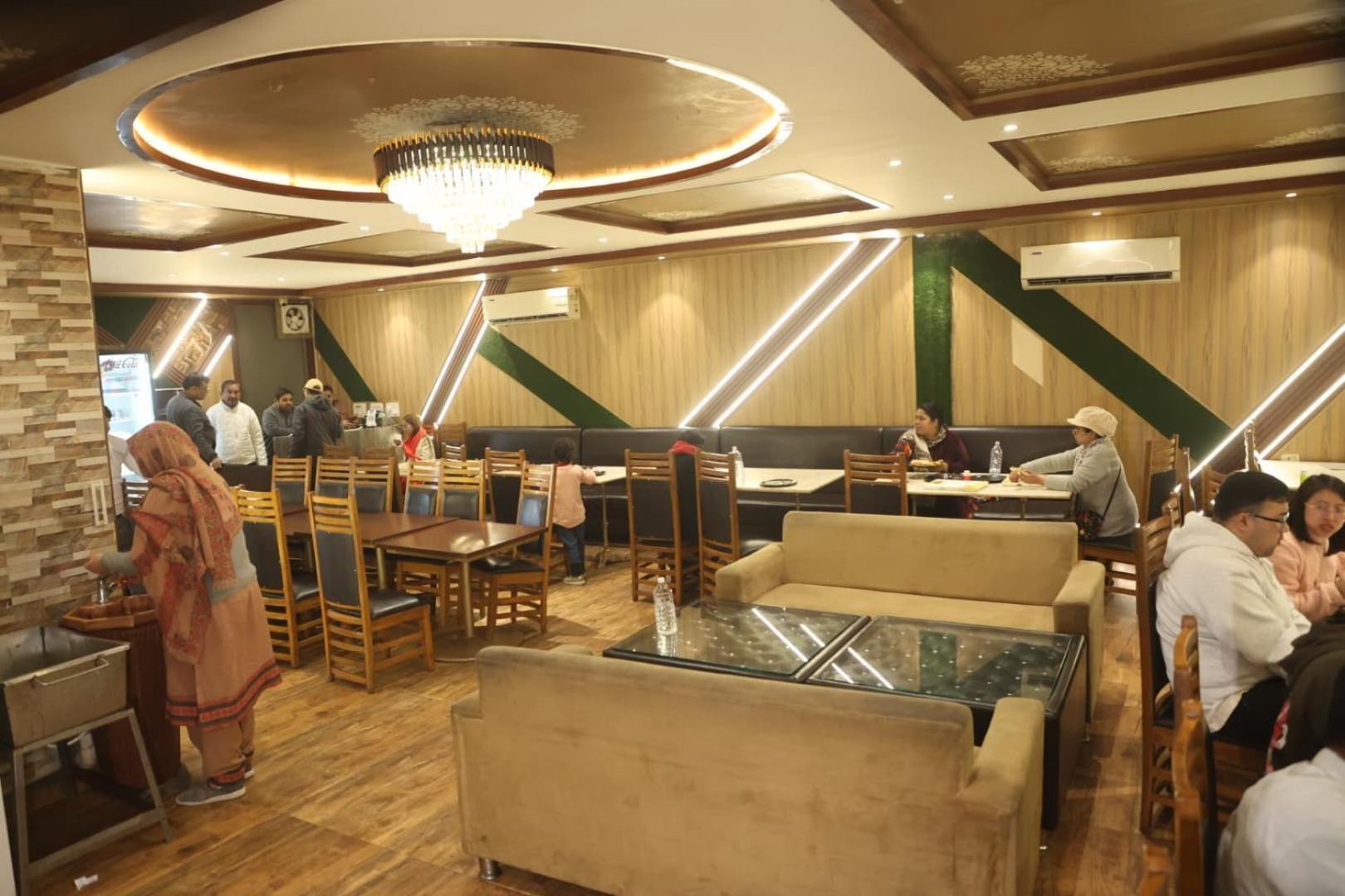 Taj Sarovar Hotel