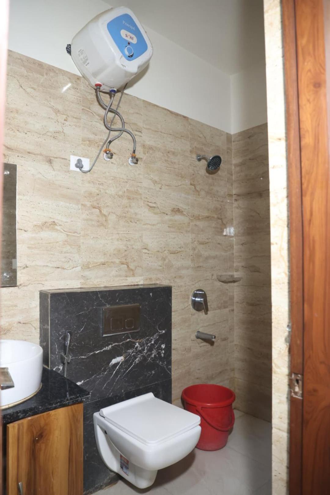 Taj Sarovar 3*