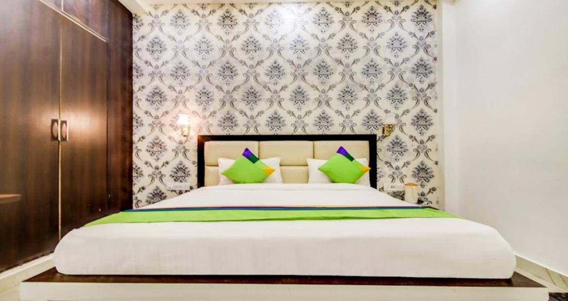 Whitehouse Ac Family Hotel