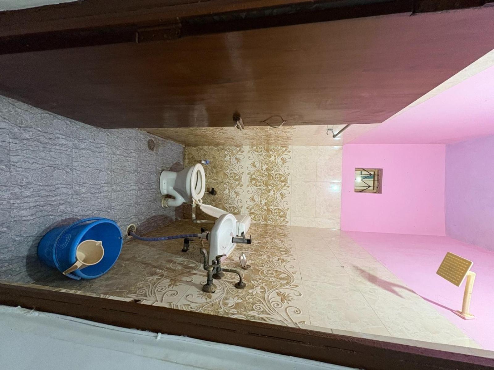 Grand New My Agra With Air Conditioner Guest house *
