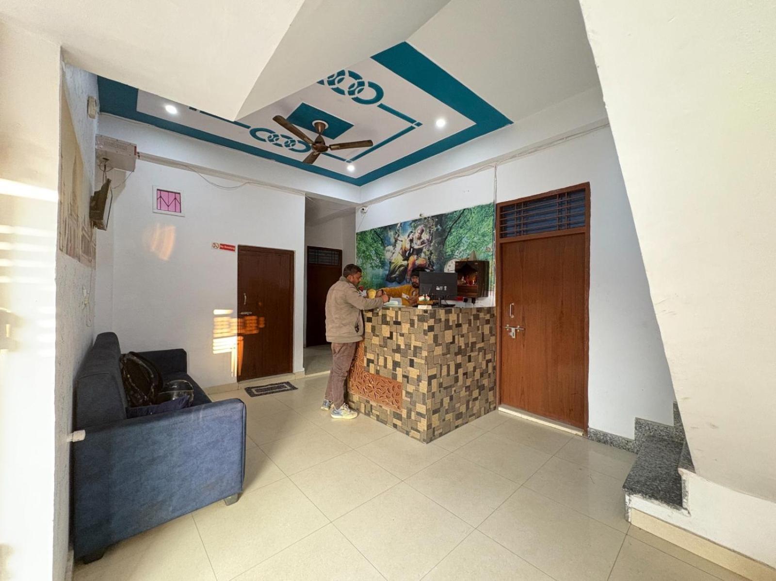 Grand New My Agra With Air Conditioner *