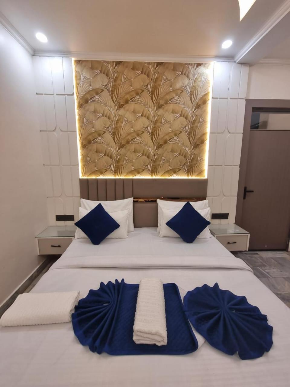 Guest house Lucky Restaurant & 2*