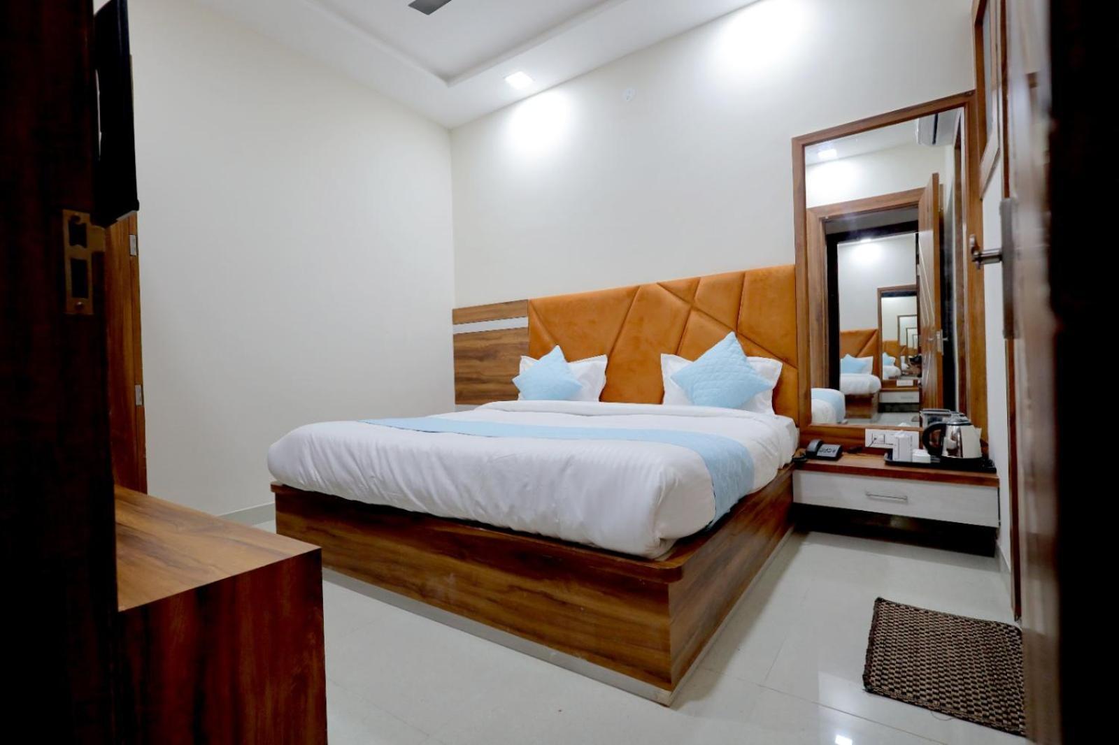 Hotel Hotel Smr Palace - Rooftop View Taj Mahal Agra (Uttar Pradesh)