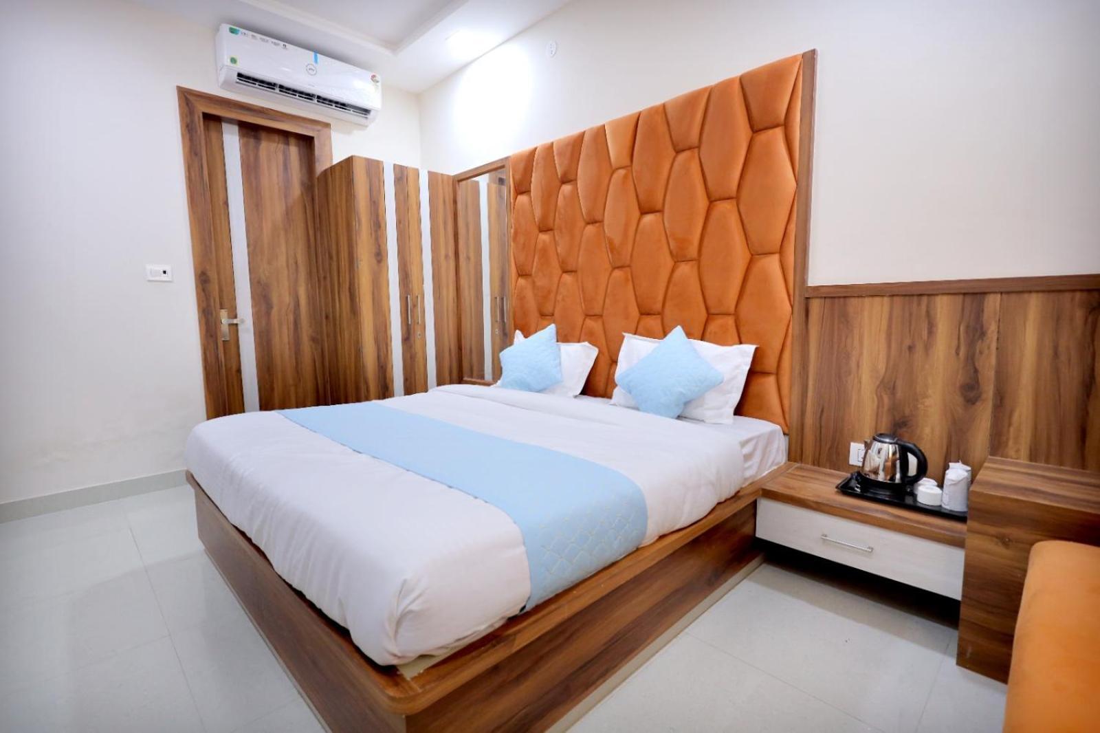 Hotel Hotel Smr Palace - Rooftop View Taj Mahal Agra (Uttar Pradesh)