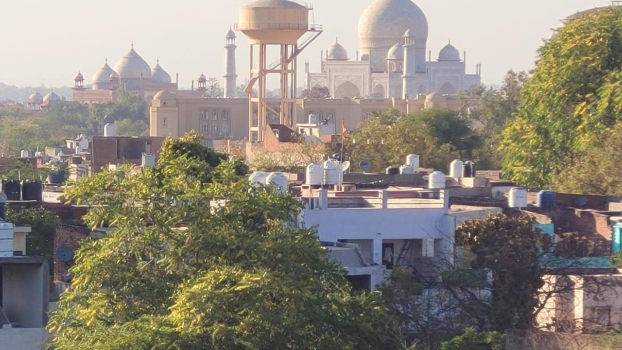 Hotel Akash Raj 3*