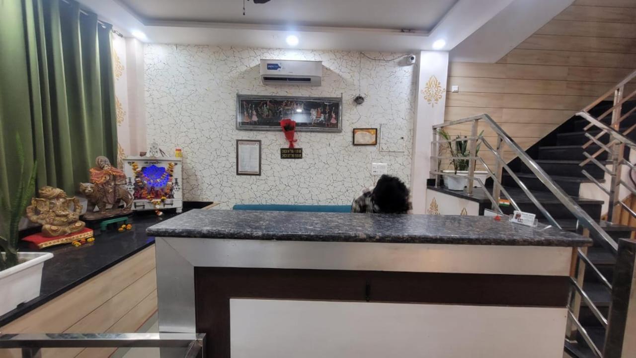 Hotel Akash Raj Agra (Uttar Pradesh)