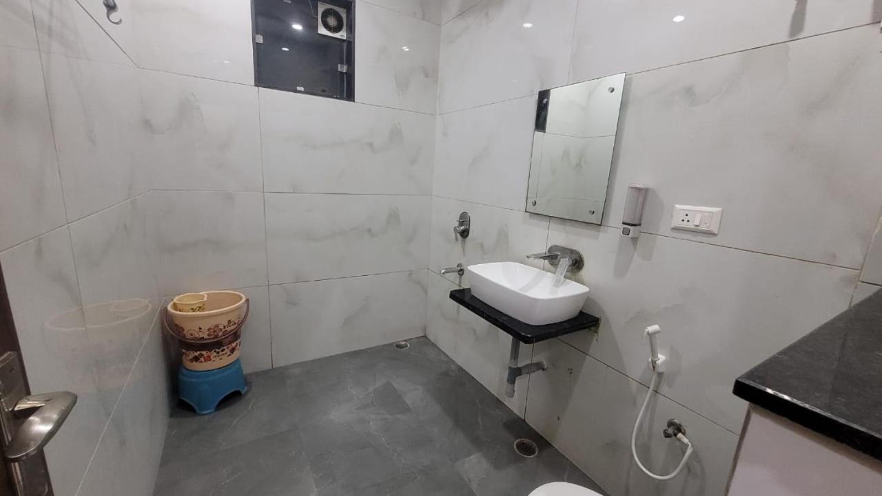 Hotel Akash Raj 3*
